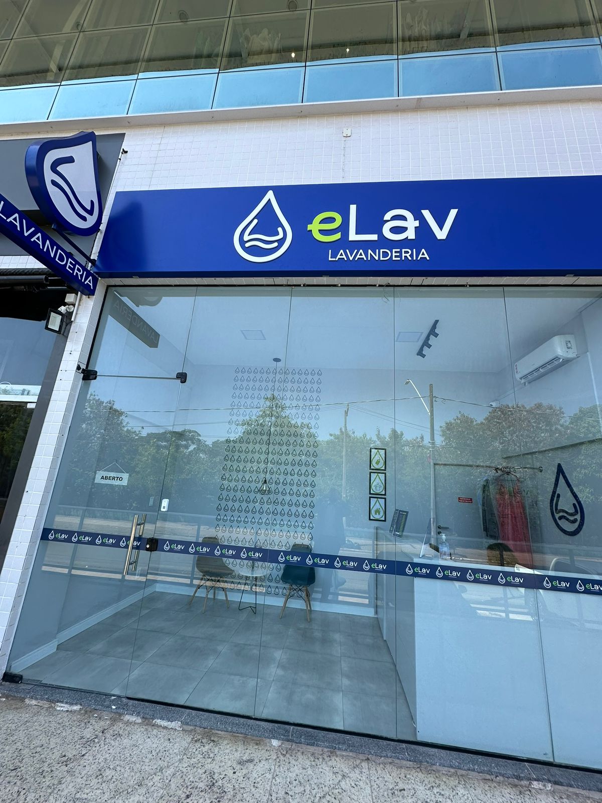 Loja eLav Peninsula - foto 1